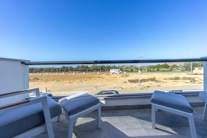 Image No.20-3 Bed Villa / Detached for sale