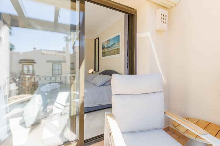 Image No.20-3 Bed Townhouse for sale