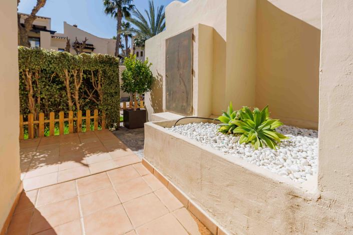 Image No.26-3 Bed Townhouse for sale