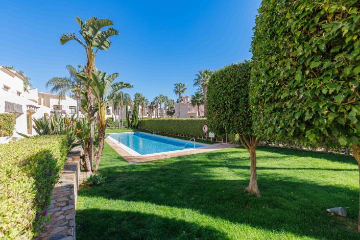 Image No.2-3 Bed Townhouse for sale