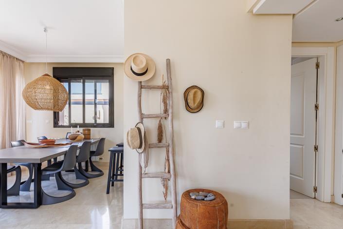 Image No.9-3 Bed Villa / Detached for sale