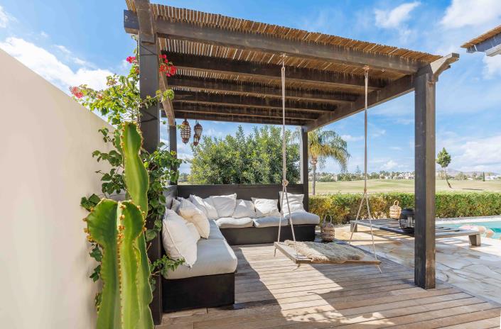 Image No.14-3 Bed Villa / Detached for sale