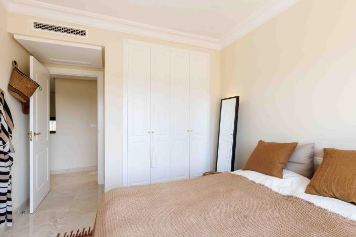 Image No.21-3 Bed Villa / Detached for sale