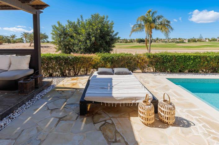 Image No.42-3 Bed Villa / Detached for sale