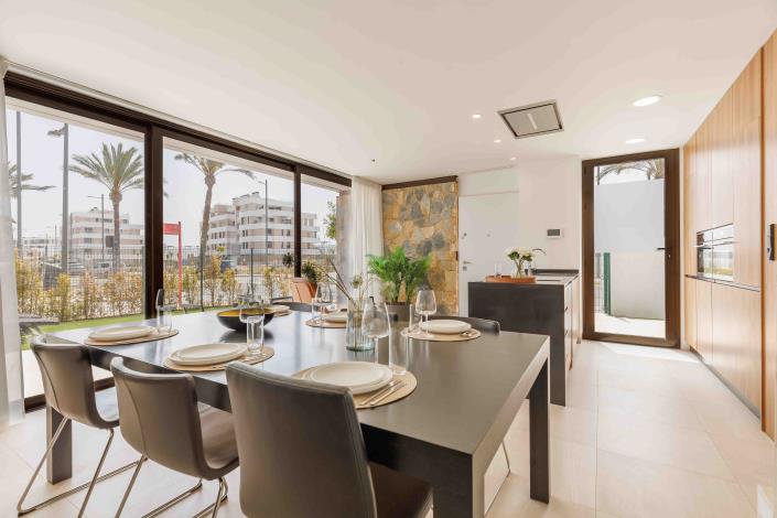 Image No.8-3 Bed Semi-Detached for sale