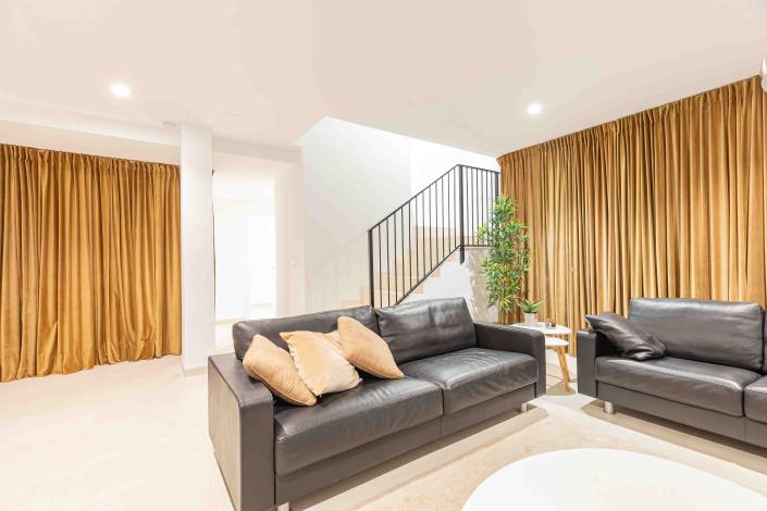 Image No.16-3 Bed Semi-Detached for sale