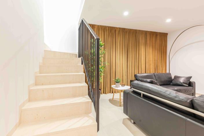 Image No.24-3 Bed Semi-Detached for sale