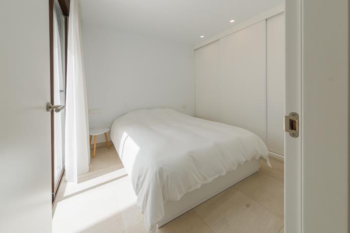 Image No.28-3 Bed Semi-Detached for sale