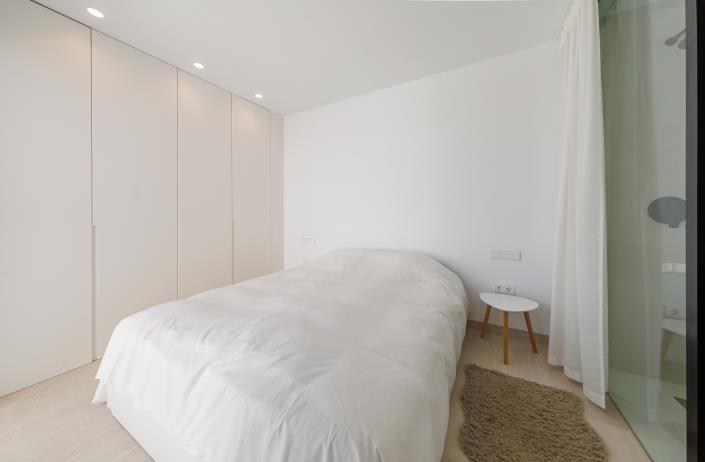 Image No.30-3 Bed Semi-Detached for sale