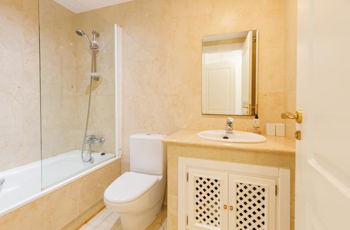 Image No.17-2 Bed Apartment for sale