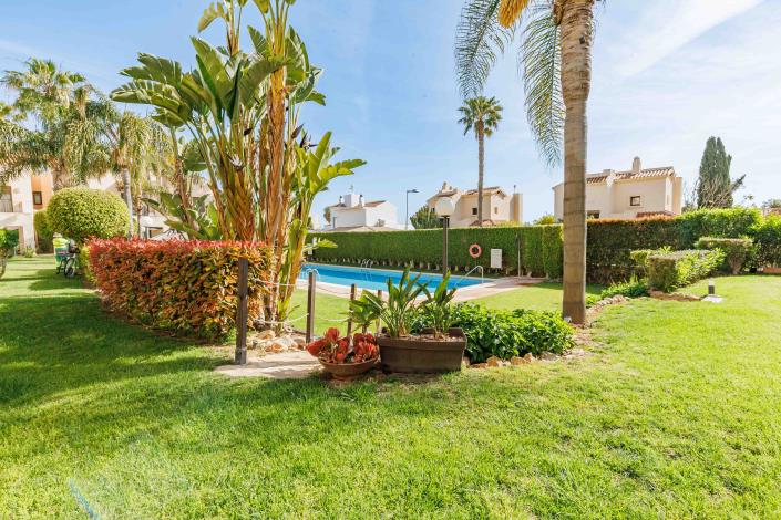 Image No.13-2 Bed Townhouse for sale