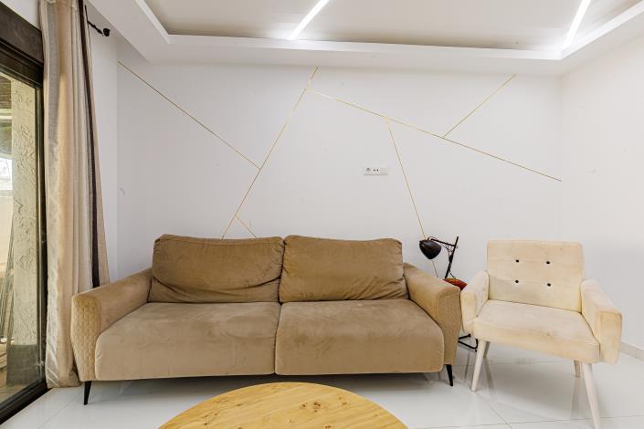 Image No.20-2 Bed Townhouse for sale