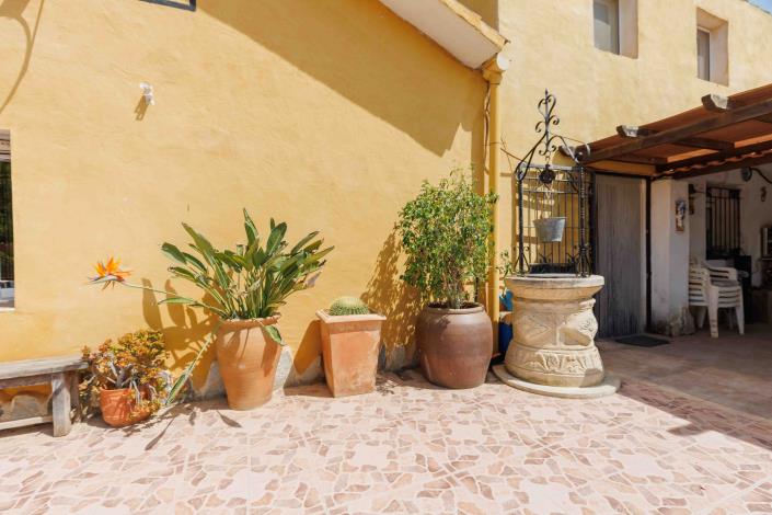 Image No.17-4 Bed Finca for sale