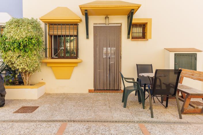 Image No.28-2 Bed Townhouse for sale