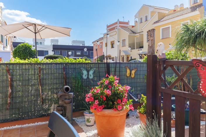 Image No.29-2 Bed Townhouse for sale