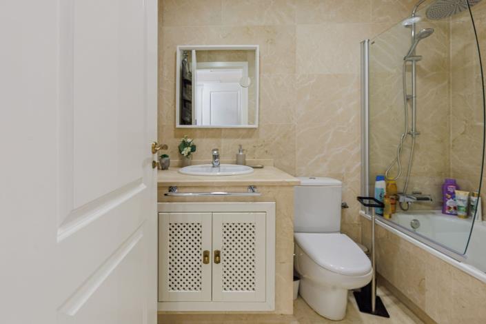 Image No.14-2 Bed Apartment for sale