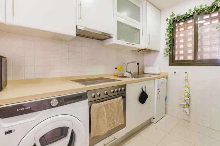 Image No.10-2 Bed Apartment for sale
