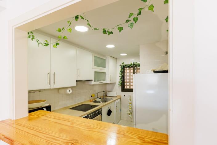 Image No.8-2 Bed Apartment for sale