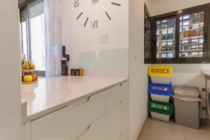 Image No.8-3 Bed Apartment for sale
