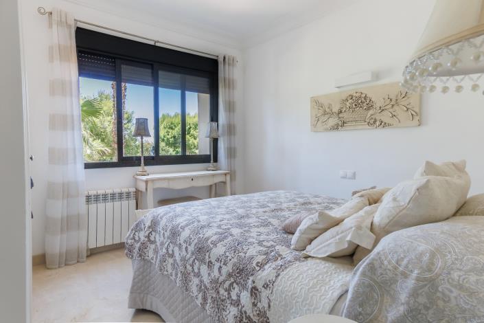 Image No.19-3 Bed Apartment for sale