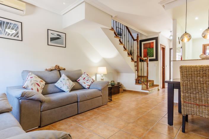 Image No.3-2 Bed Townhouse for sale