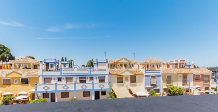 Image No.24-2 Bed Townhouse for sale
