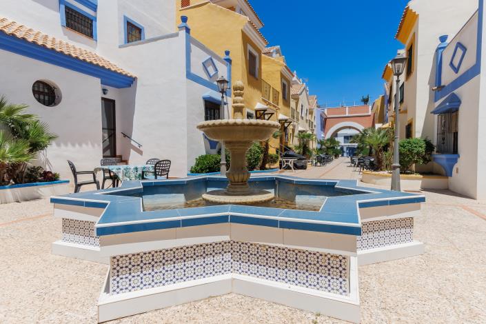 Image No.27-2 Bed Townhouse for sale