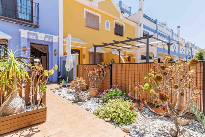Image No.30-2 Bed Townhouse for sale