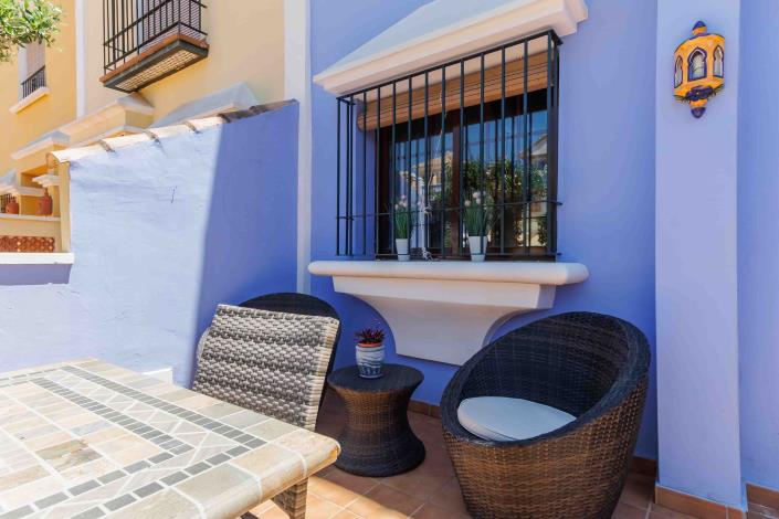 Image No.33-2 Bed Townhouse for sale