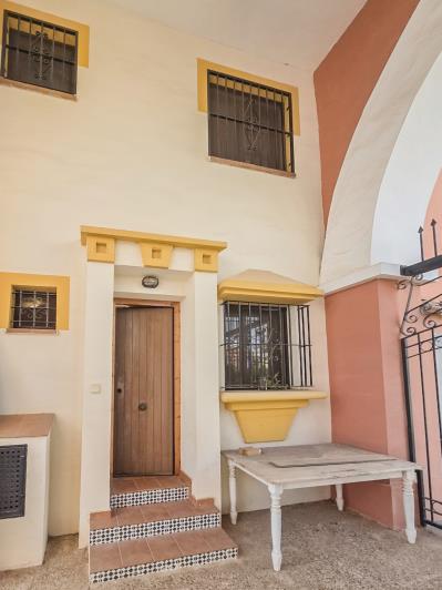 Image No.3-3 Bed Townhouse for sale
