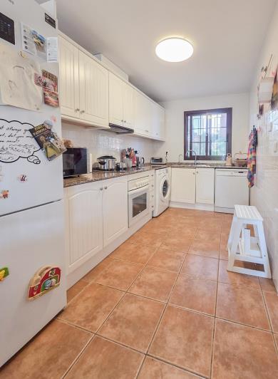 Image No.5-3 Bed Townhouse for sale