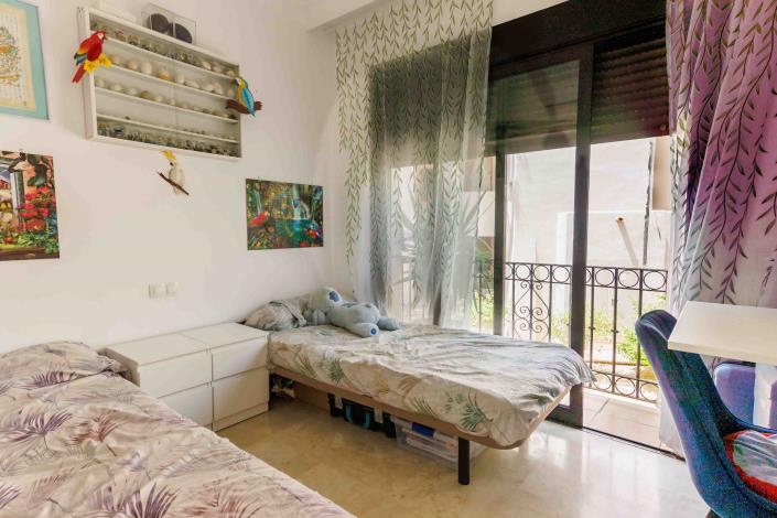 Image No.17-2 Bed Townhouse for sale