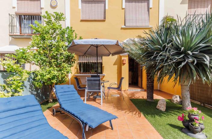 Image No.12-3 Bed Townhouse for sale