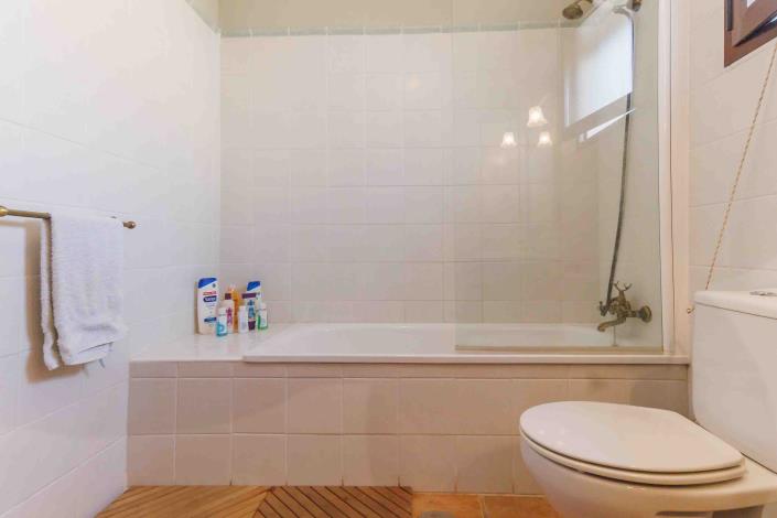 Image No.17-3 Bed Townhouse for sale