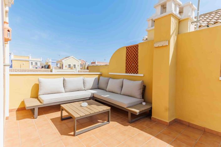 Image No.23-3 Bed Townhouse for sale