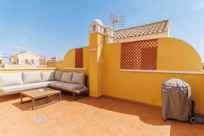 Image No.24-3 Bed Townhouse for sale