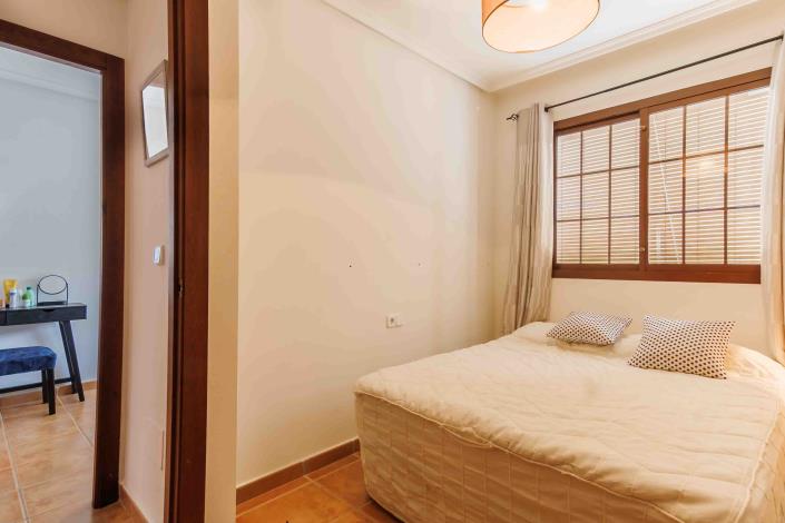 Image No.28-3 Bed Townhouse for sale