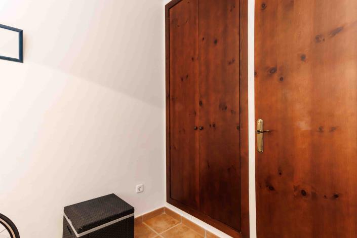 Image No.29-3 Bed Townhouse for sale
