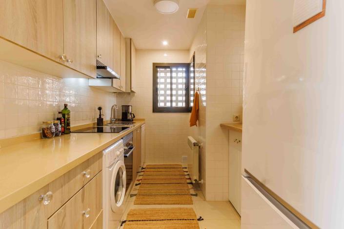 Image No.9-3 Bed Apartment for sale