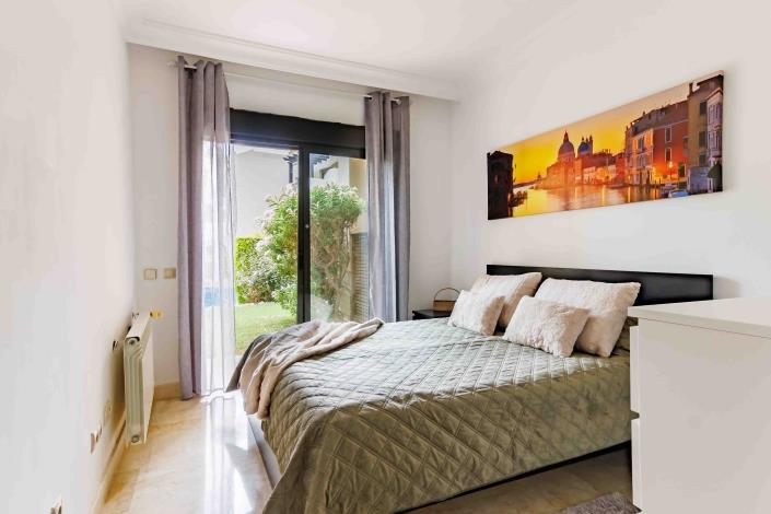 Image No.18-3 Bed Apartment for sale