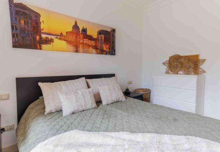 Image No.21-3 Bed Apartment for sale