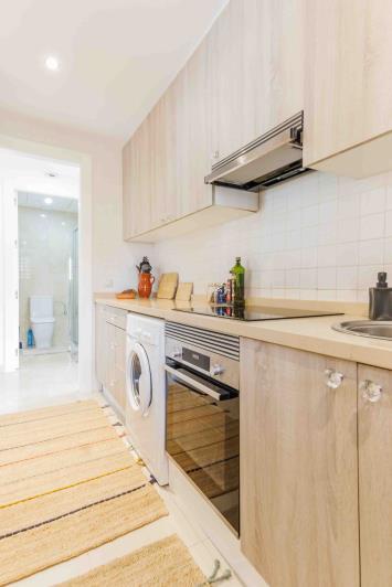 Image No.25-3 Bed Apartment for sale