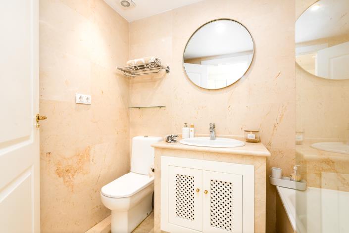 Image No.27-3 Bed Apartment for sale