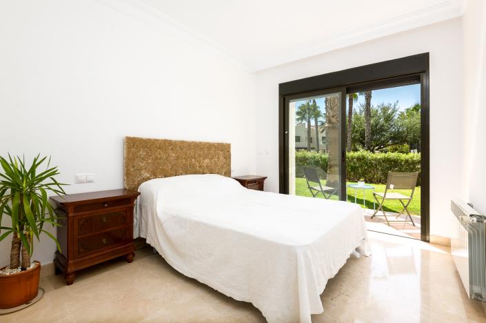 Image No.19-3 Bed Apartment for sale