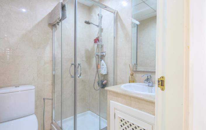 Image No.25-3 Bed Apartment for sale