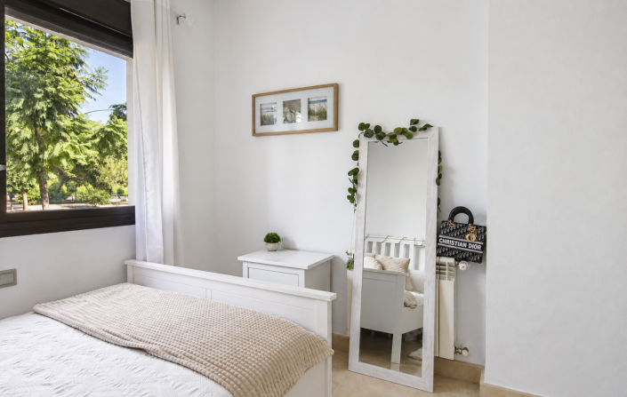Image No.24-3 Bed Apartment for sale