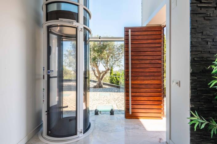 Image No.8-4 Bed Villa / Detached for sale