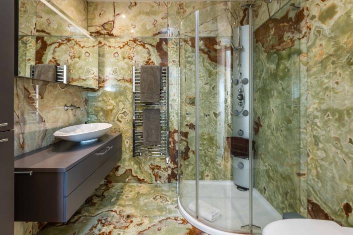 Image No.28-4 Bed Villa / Detached for sale