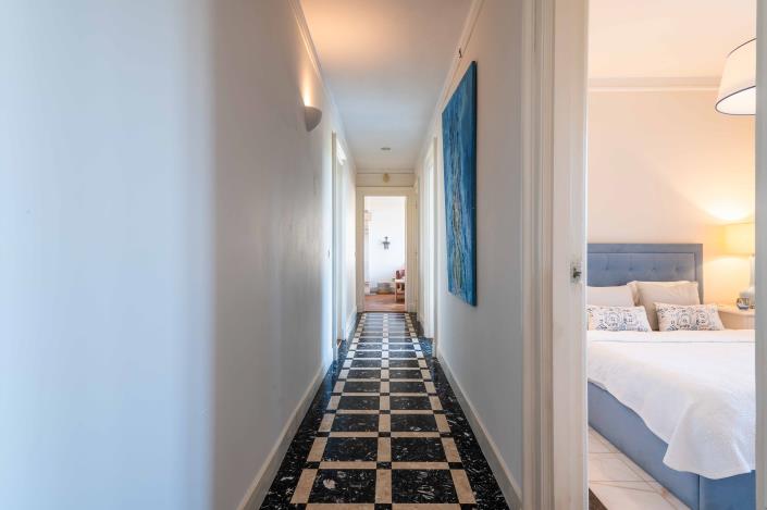 Image No.14-5 Bed Villa / Detached for sale