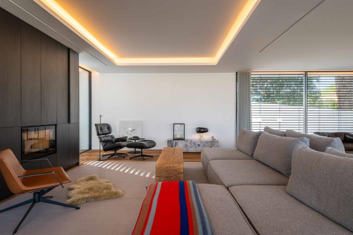 Image No.10-3 Bed Villa for sale